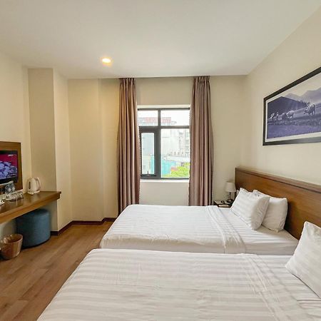 Central Hotel & Spa Danang Exterior photo