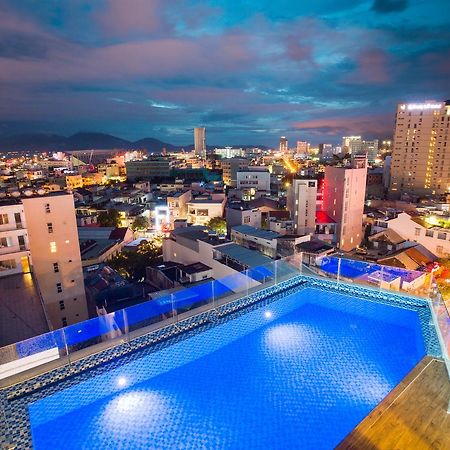 Central Hotel & Spa Danang Exterior photo