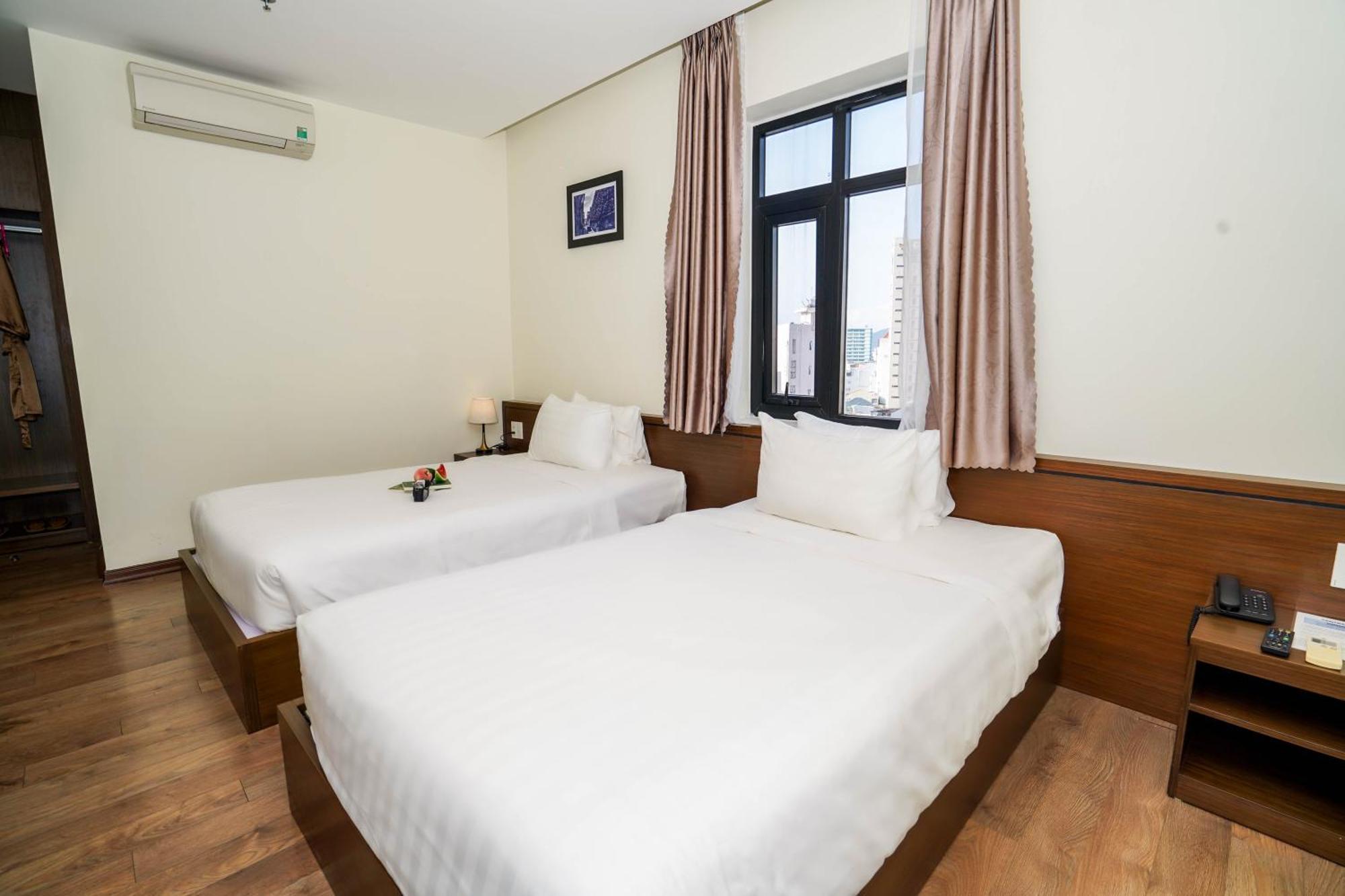 Central Hotel & Spa Danang Exterior photo