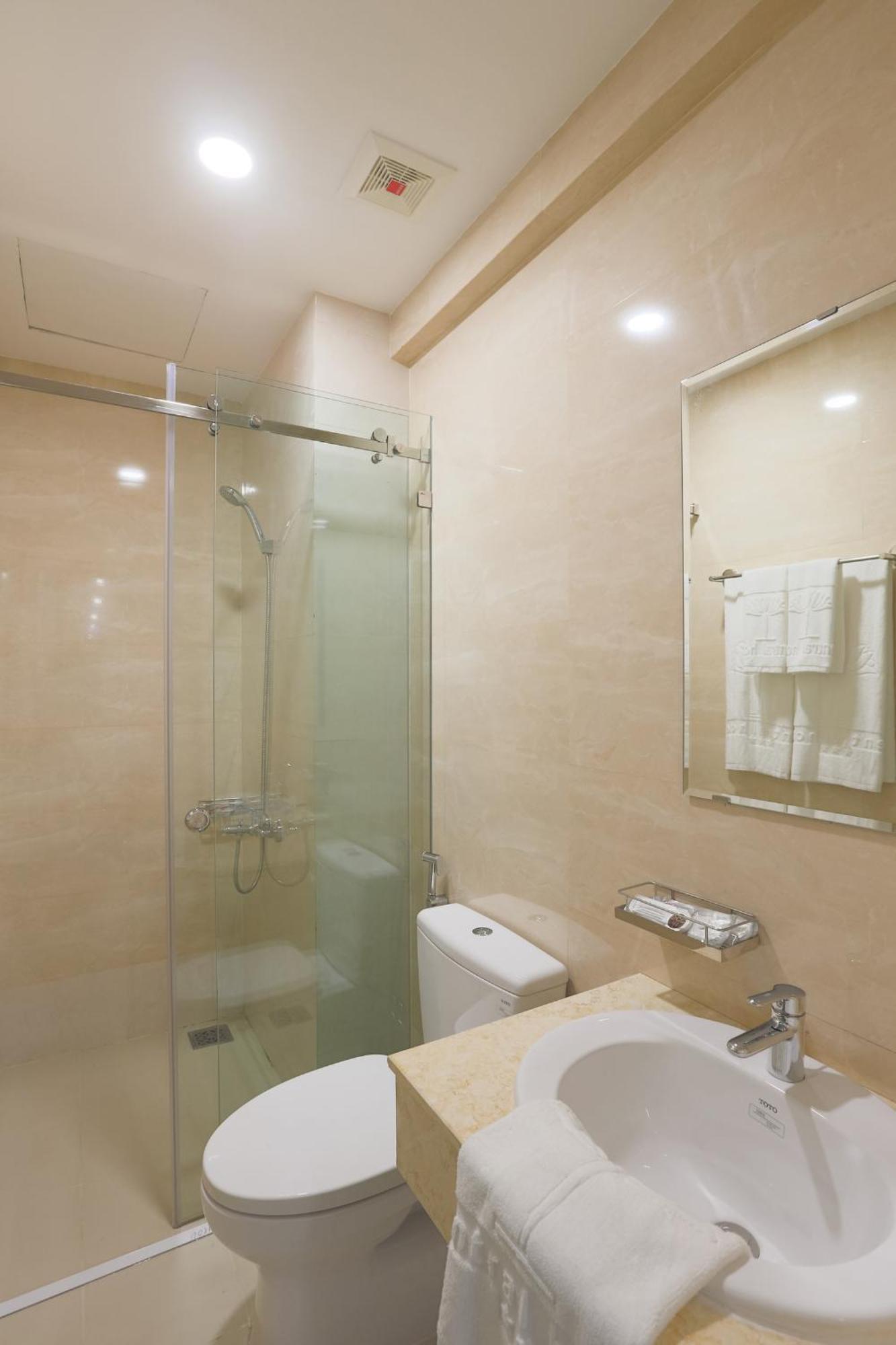 Central Hotel & Spa Danang Room photo