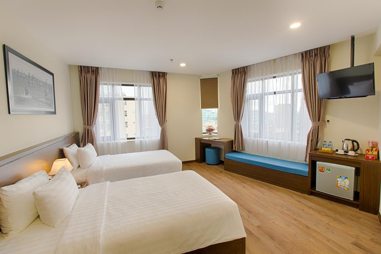Central Hotel & Spa Danang Exterior photo