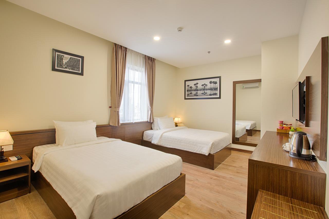 Central Hotel & Spa Danang Exterior photo