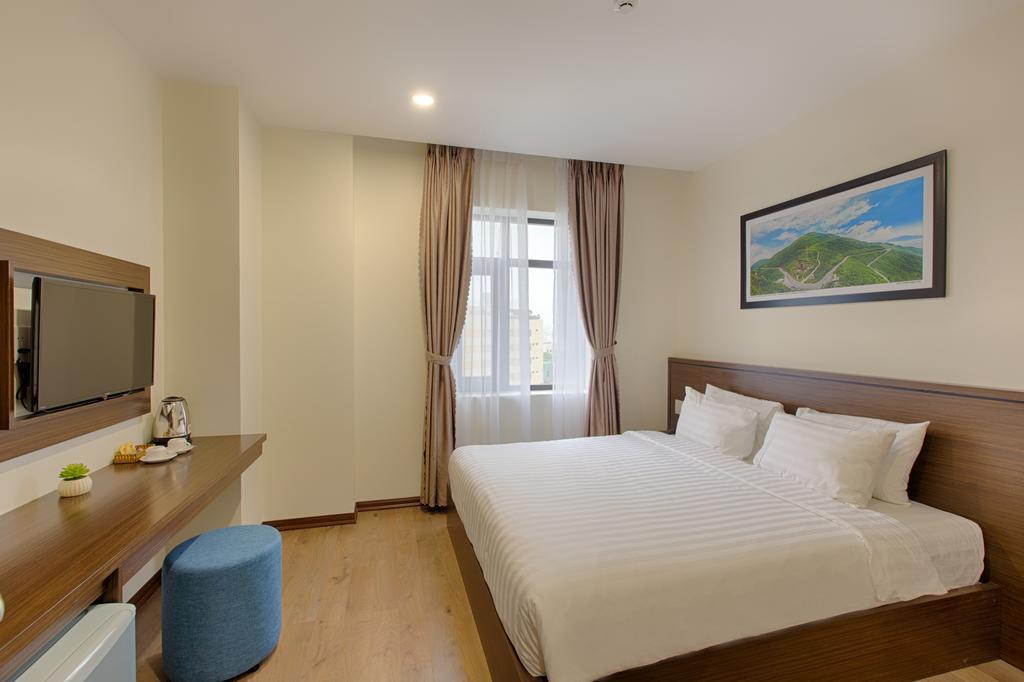 Central Hotel & Spa Danang Exterior photo